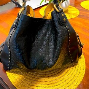 In search of the matching wallet for this Edie 31 coach handbag!